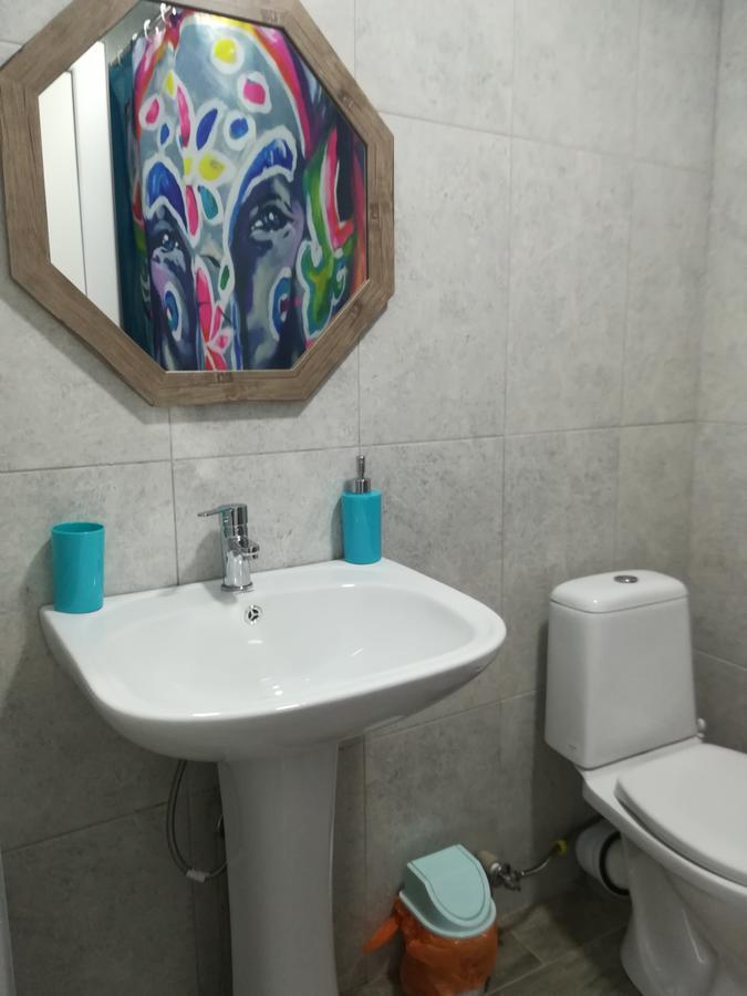 Family Нotel Banuri Kutaisi Exterior photo
